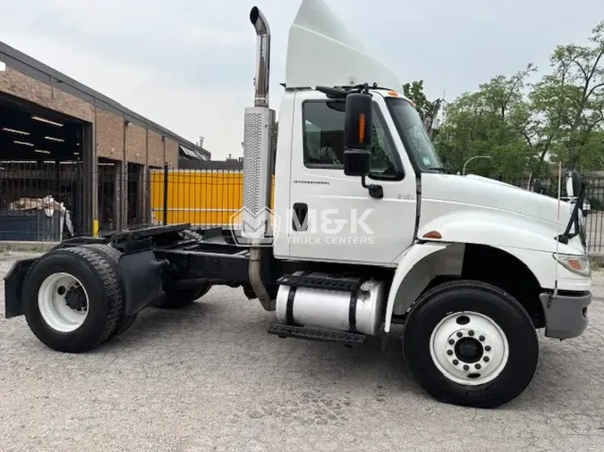 2004 INTERNATIONAL 44002648c340d8b27e4e0b3a30018b324ab7