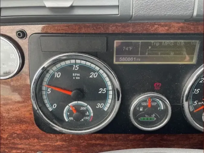 2016 FREIGHTLINER CASCADIA 125