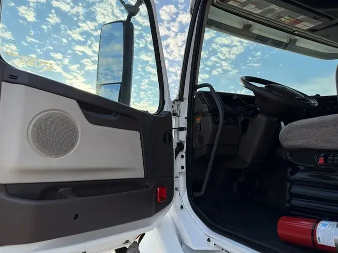 2017 Volvo VNL64T760264b26e69ce6780ec87091072483c15f