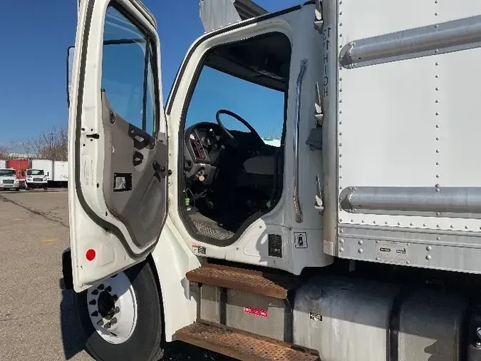 2018 Freightliner M2