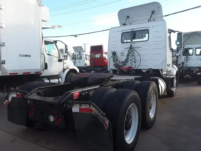 2019 VOLVO VNL64T-300264ddd0c3e7face2dab60cb7a475a979