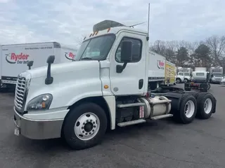 2019 FREIGHTLINER/MERCEDES CASCADIA 125