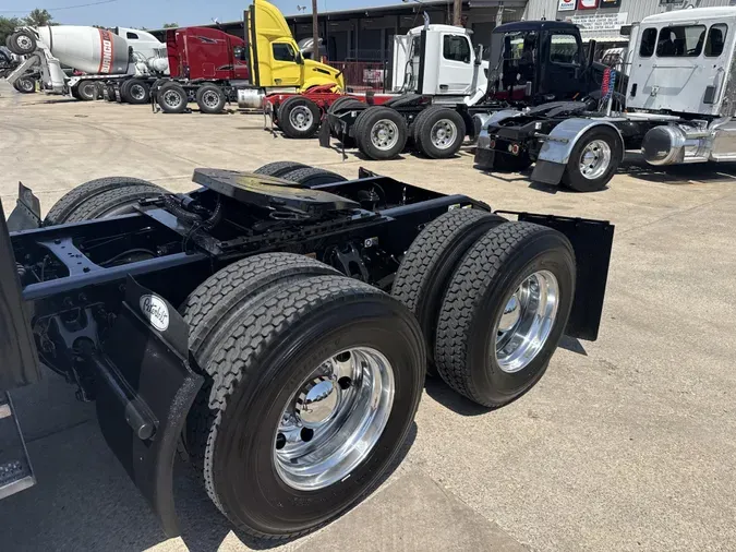 2023 Peterbilt 579265501f844c6d8cb8a58c2cf6e2bff65
