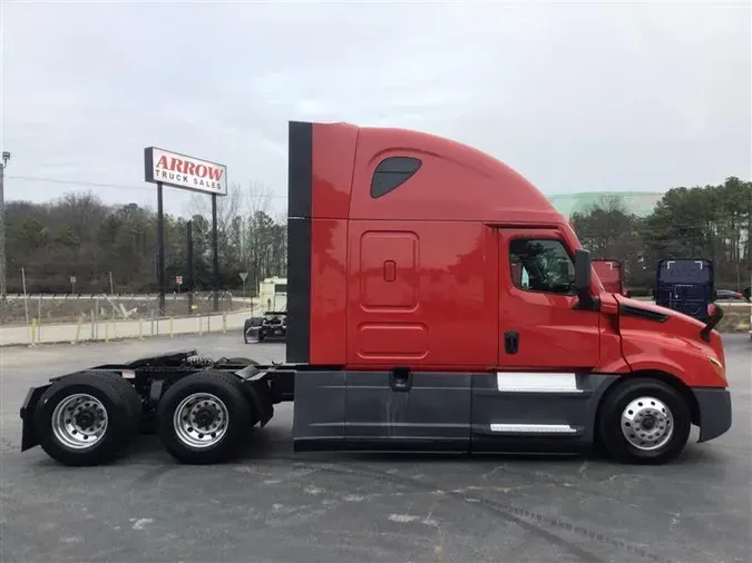 2021 FREIGHTLINER CASCADIA