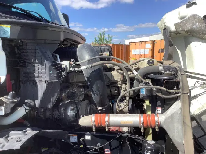 2022 Freightliner Cascadia 126