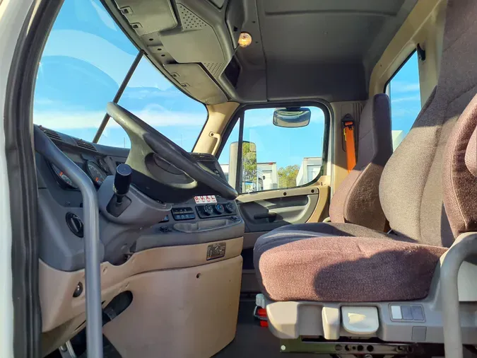 2018 FREIGHTLINER/MERCEDES CASCADIA 125