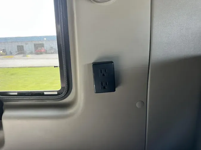 2019 International LT625