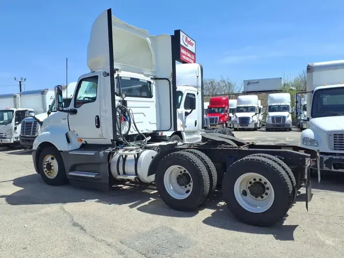 2018 NAVISTAR INTERNATIONAL LT625 DAYCAB T/A