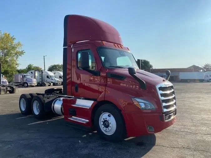 2021 Freightliner Cascadia