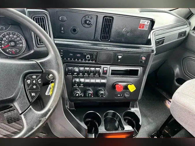 2021 INT LT625 6x42664cdb98168a12551912b1917adc9be