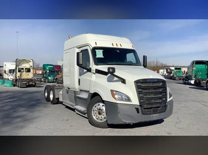 2020 Freightliner Cascadia 1262665ca9989899f31f72bdc97caac8fc1