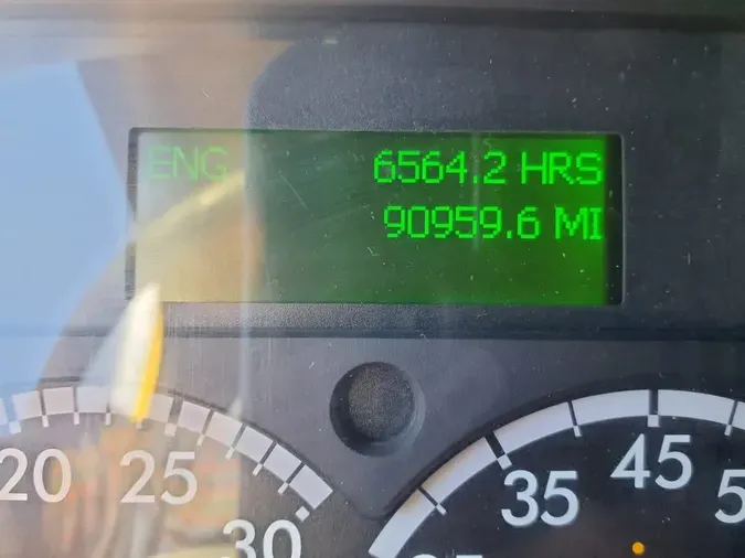 2016 FREIGHTLINER/MERCEDES M2 106