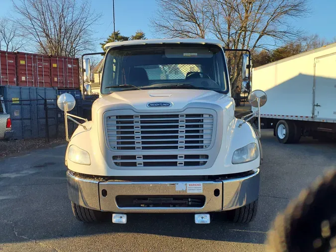 2020 FREIGHTLINER/MERCEDES M2 106