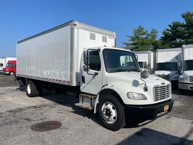 2017 FREIGHTLINER/MERCEDES M2 106