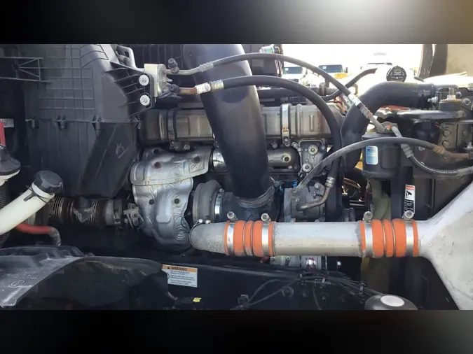 2021 Freightliner Cascadia 126267011a25bae268bf3b45b30e363d6bd