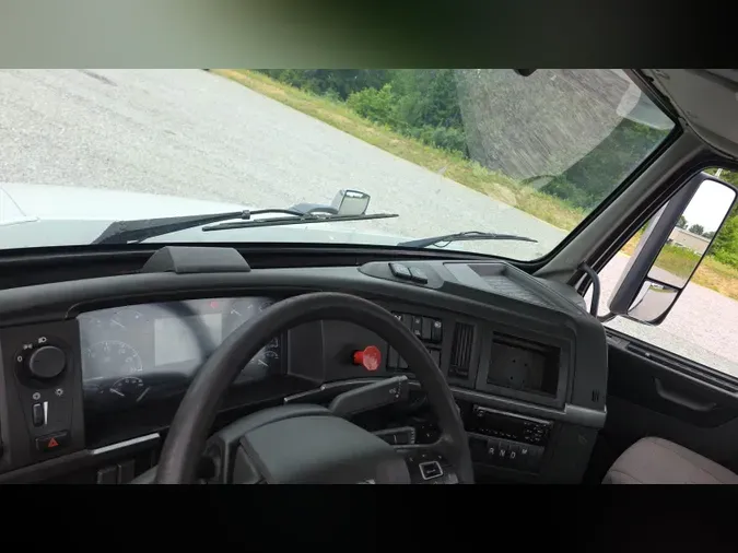 2020 Volvo VNL30026714f075d106160a643c51f0a4c00e7