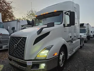 2020 VOLVO VNL64T-760