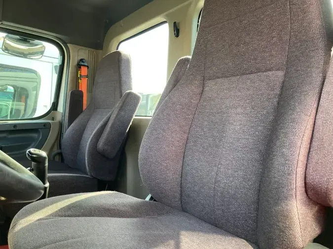 2018 FREIGHTLINER/MERCEDES CASCADIA 125