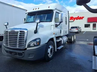 2020 FREIGHTLINER/MERCEDES CASCADIA 125