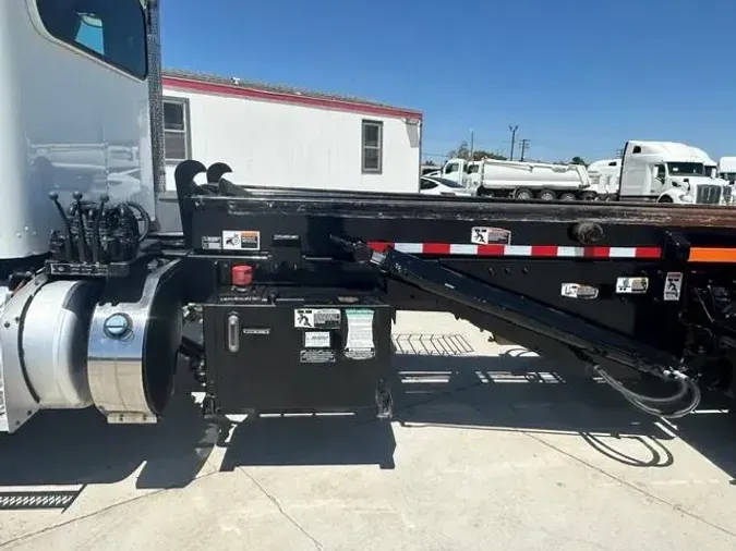 2016 Peterbilt 348267dc1c89824c16e0f3201a022d06a90