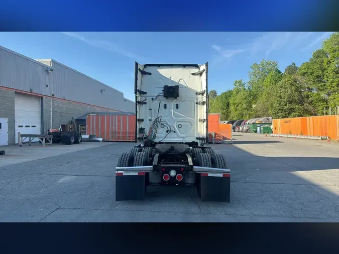 2022 Freightliner Cascadia 126268027dd0a5733a67f2e6d8061163649