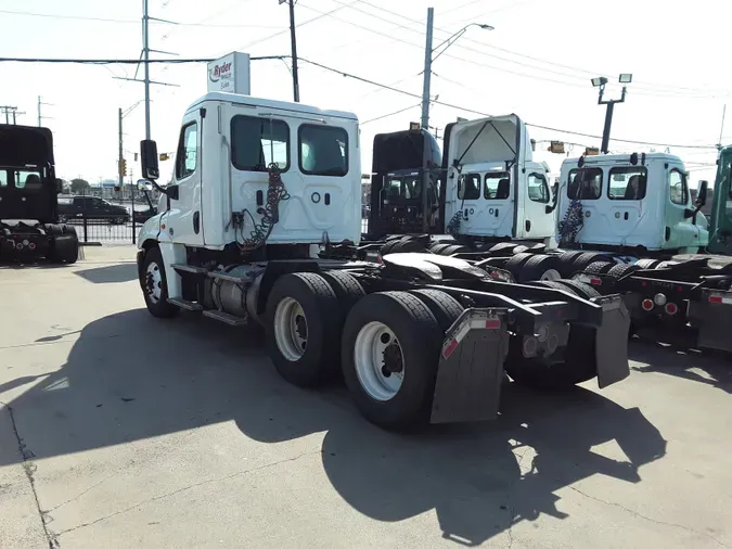 2018 FREIGHTLINER/MERCEDES CASCADIA 125