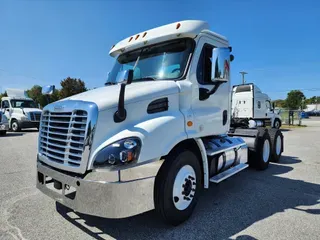 2018 FREIGHTLINER/MERCEDES CASCADIA 113