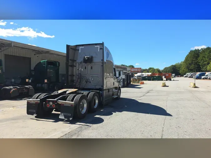 2023 Freightliner Cascadia 12626823a4f81f9c8fec05be11e2beeb8ba