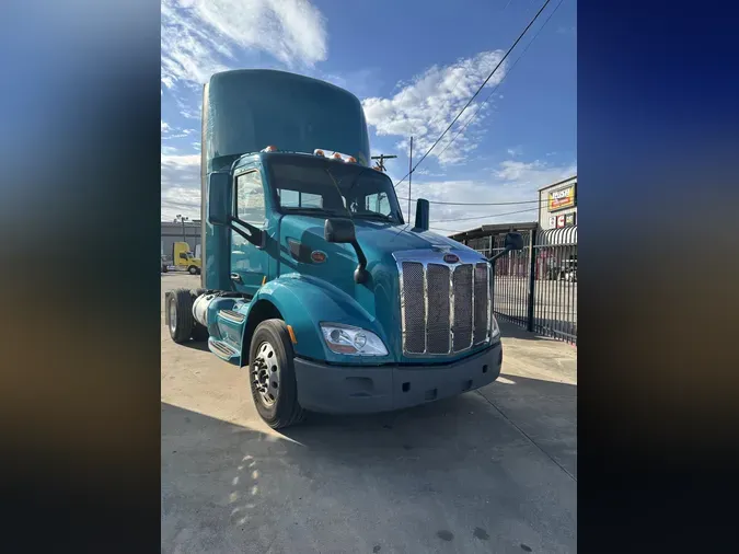 2017 Peterbilt 579