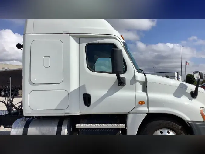 2020 Freightliner Cascadia
