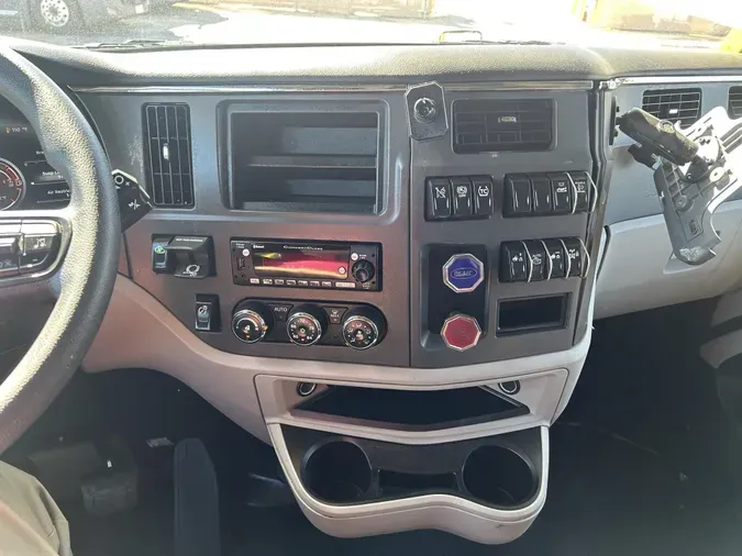 2024 Peterbilt 579