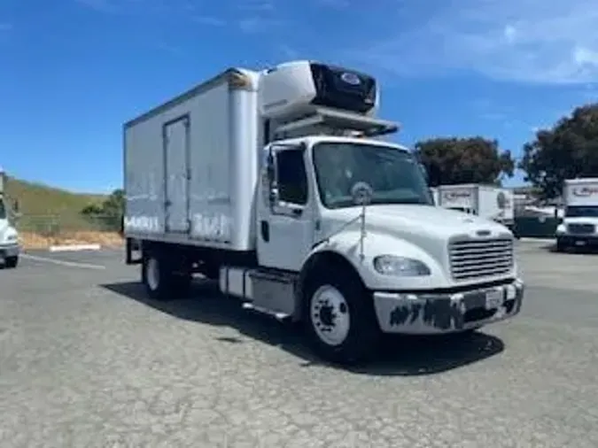 2017 FREIGHTLINER/MERCEDES M2 106