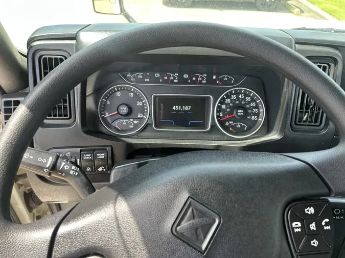 2020 International LT625