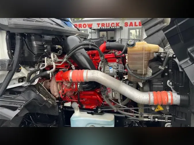 2022 INTERNATIONAL LT