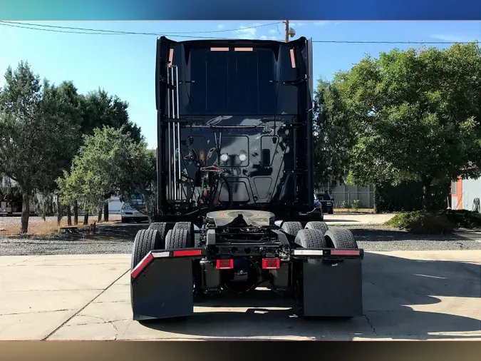 2022 INT LT625 6x4