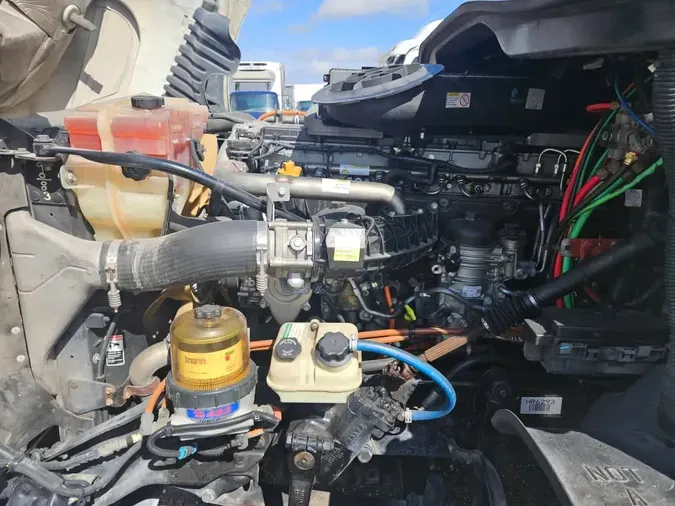 2016 FREIGHTLINER/MERCEDES CASCADIA 1252695bf437f2d8a8678bcbf84b4b6d5a3