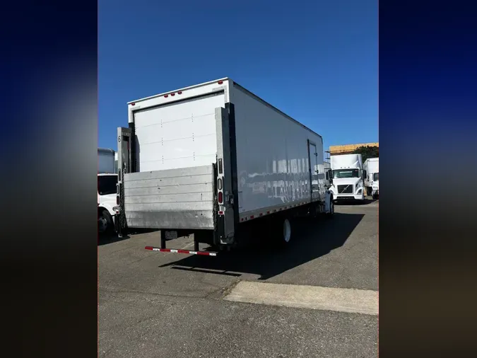 2020 FREIGHTLINER M2 106