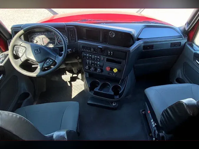 2023 INT LT625 6X4