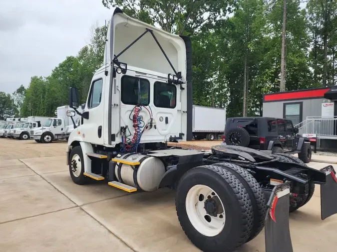 2018 FREIGHTLINER/MERCEDES CASCADIA 113269adb41e8372b240167c638b70a1e3e