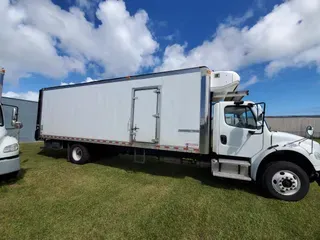 2017 FREIGHTLINER/MERCEDES M2 106