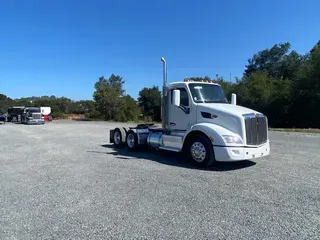 2015 Peterbilt 579
