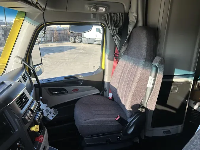 2024 Peterbilt 579