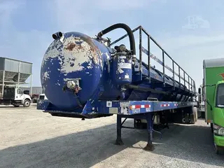 2015 TROXELL 5460 GALLON TANK