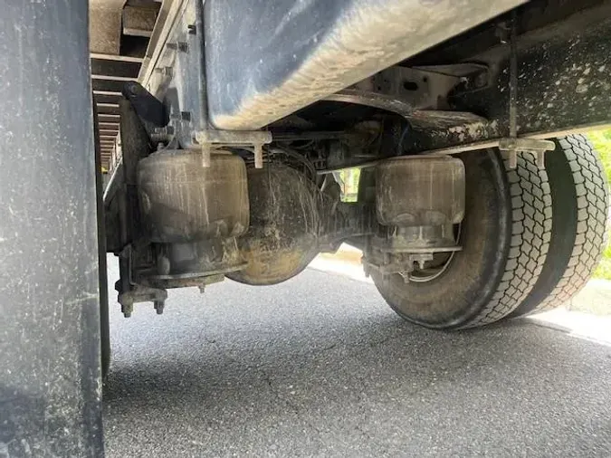 2019 Freightliner Business Class M2 106