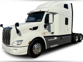 2022 Peterbilt 579