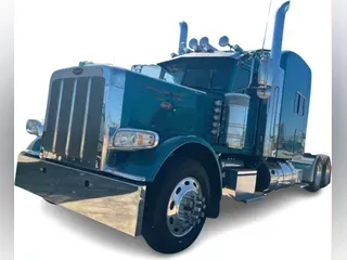 2020 Peterbilt 389