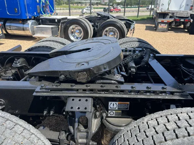 2021 Peterbilt 579