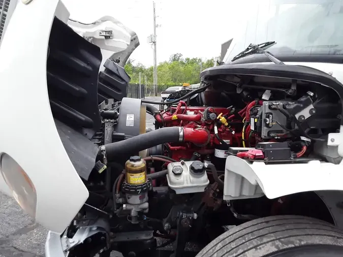 2020 FREIGHTLINER/MERCEDES M2 106