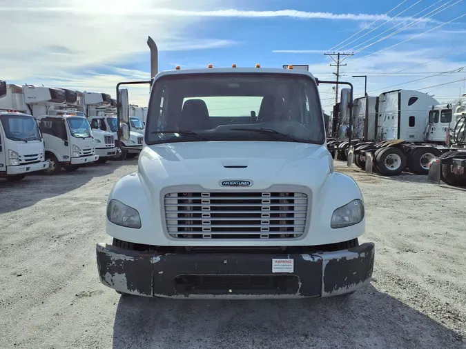 2015 FREIGHTLINER/MERCEDES M2 106