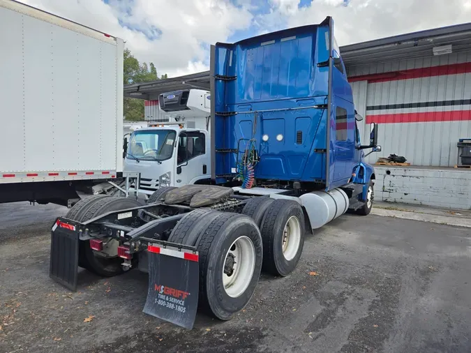 2020 NAVISTAR INTERNATIONAL LT625 SLPR CAB